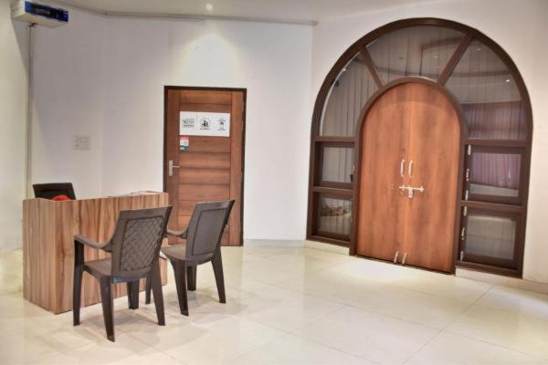 Mauji'S Villa Hotel & Guest House Prayagraj Exterior foto