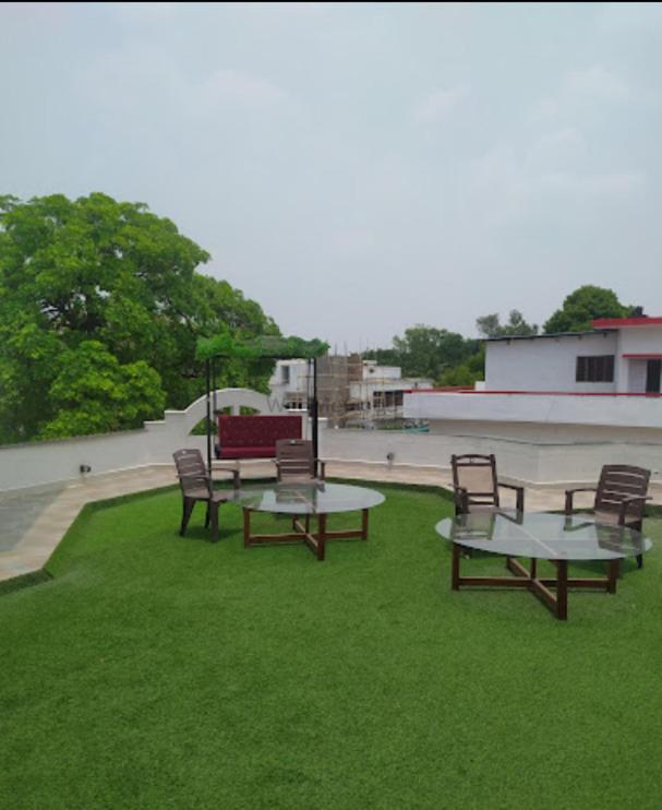 Mauji'S Villa Hotel & Guest House Prayagraj Exterior foto